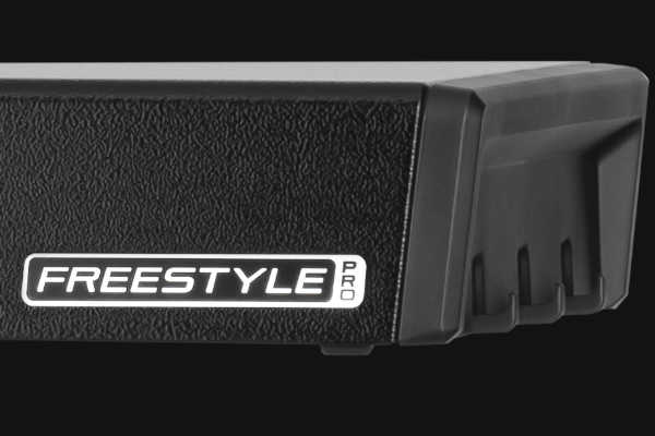Grill gazowy Napoleon Freestyle 425 z kuchenką boczną, Czarny